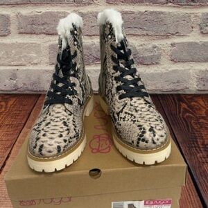 Sugar, Women's Kaedy Cream  and Black Snake Print Combat Boots with Faux Fur 10M